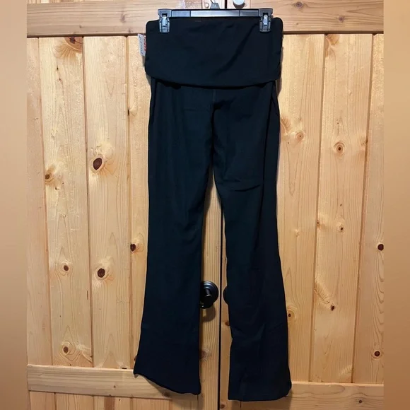 FP Movement Aced It Black Boot Cut Flare Pants Size L LIKE NEW - Picture 9 of 11